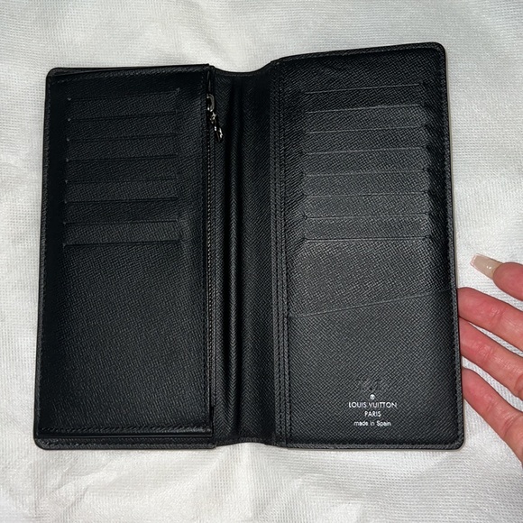 Louis Vuitton Graphite Brazza Long Wallet - Picture 2 of 12